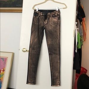 Copper Levi’s legging jeans